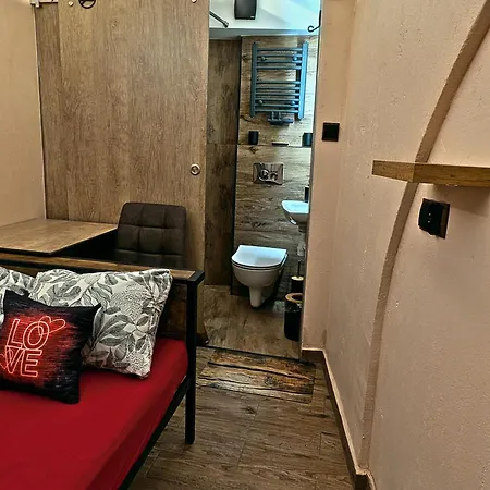 Podziemne Arkady-nocleg Centrum Blisko Dworca Capsule hotel